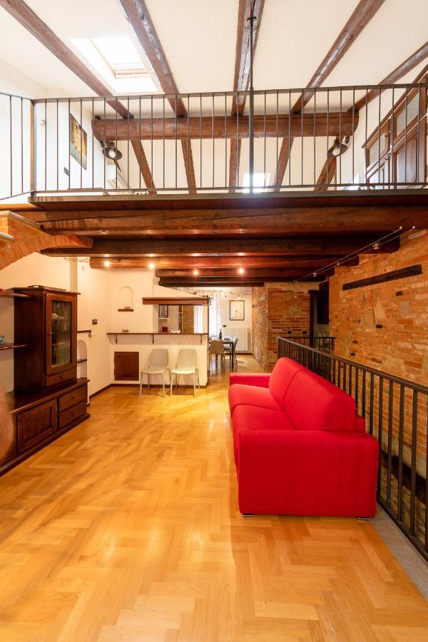 Апартаменты La Morra Flats Экстерьер фото
